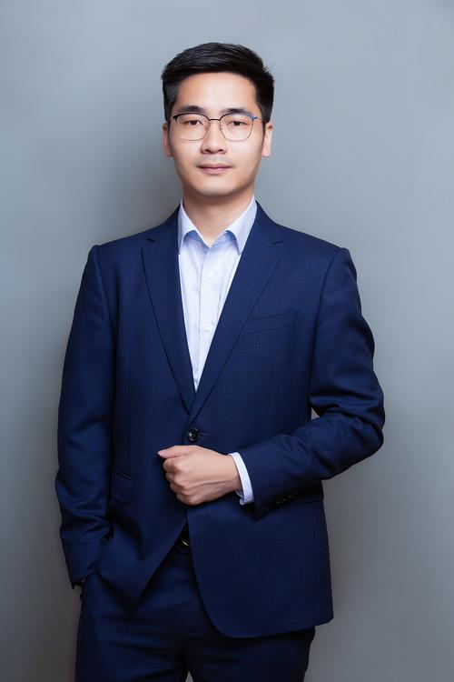 顾行舟 视觉与舞美负责人